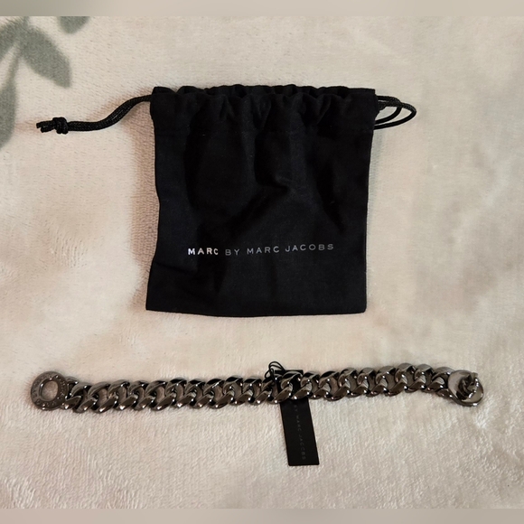 💯 NWT Authentic Marc by Marc Jacobs Katie Link Bracelet- Hermatite - Picture 6 of 6